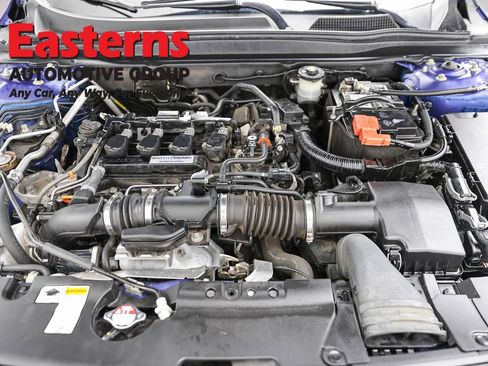 Used 2018 Honda Accord Sport image 7