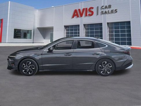 Used 2025 Hyundai Sonata SEL FWD image 10