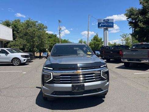 Used 2025 Chevrolet Tahoe Premier w/ Sun And Tow Package AWD/4WD image 2