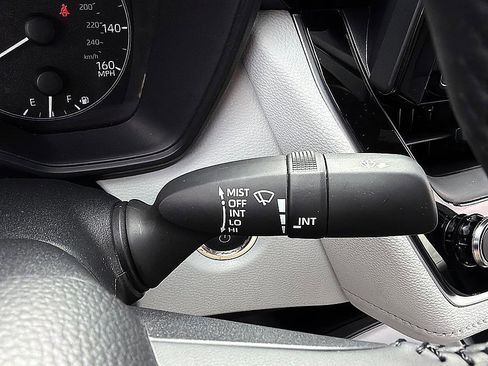 Used 2024 Toyota Corolla SE FWD image 19