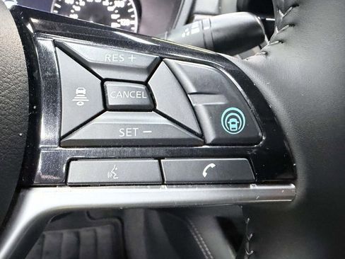 Used 2025 Nissan Altima 2.5 SV w/ SV Premium Package FWD image 21