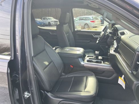 Used 2022 Chevrolet Silverado 1500 LTZ image 26