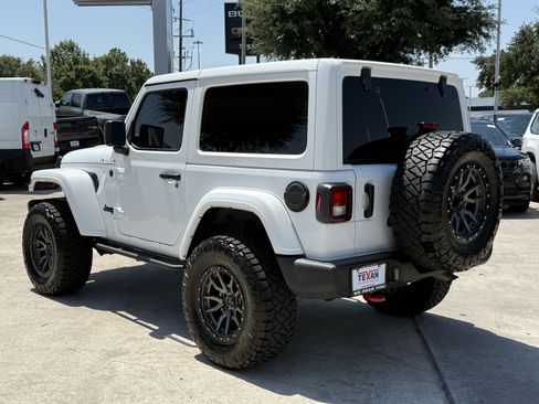 Used 2024 Jeep Wrangler Sport AWD/4WD image 7