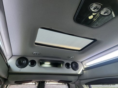 Used 2021 Chevrolet Express 2500 LS w/ Enhanced Convenience Package RWD image 31