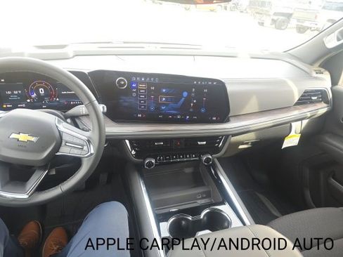 New 2026 Chevrolet Suburban LS image 10