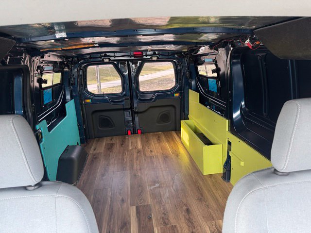 Used 2018 Ford Transit 250 130 Low Roof RWD image 12