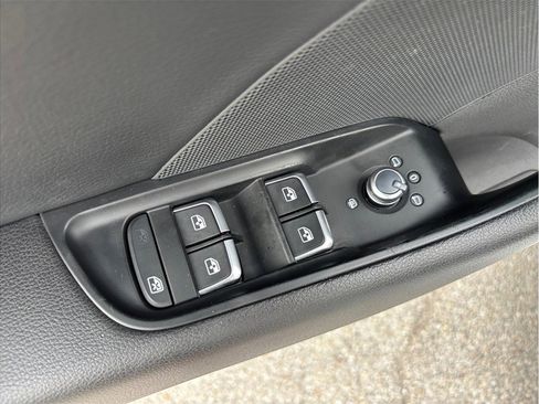Used 2017 Audi A3 2.0T Premium image 18