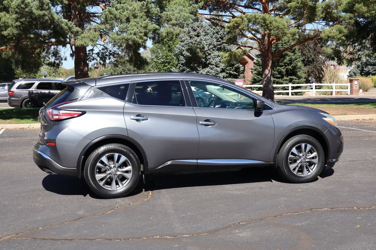 Used 2016 Nissan Murano SV AWD/4WD image 4