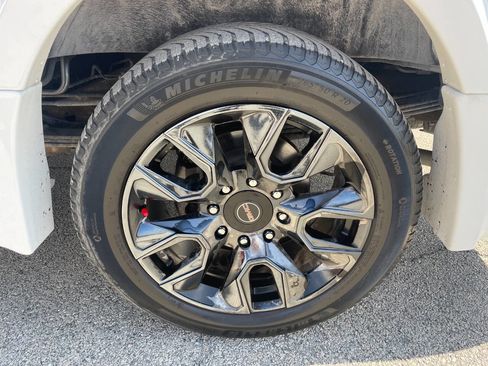 Used 2023 GMC Savana 2500 Extended image 14