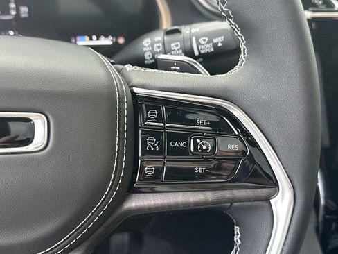 New 2025 Jeep Grand Cherokee L Overland image 23