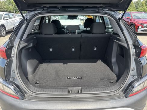 Used 2023 Hyundai Kona SEL w/ Cargo Package AWD/4WD image 8