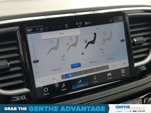 New 2026 Chrysler Pacifica Select image 19