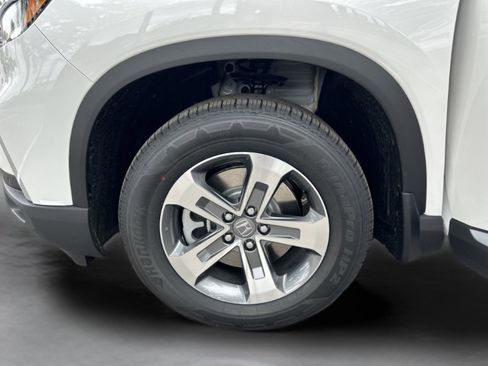 Used 2024 Honda Pilot EX-L image 32