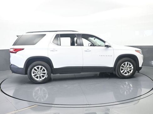 Used 2020 Chevrolet Traverse LT FWD image 7