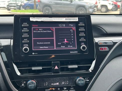 Used 2024 Toyota Camry SE FWD image 18