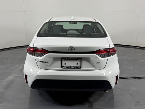 Used 2023 Toyota Corolla LE FWD image 6