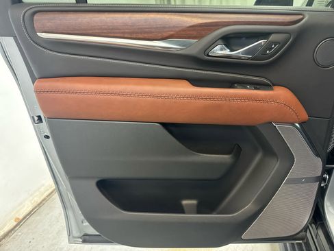 Used 2024 GMC Yukon XL Denali Ultimate image 33