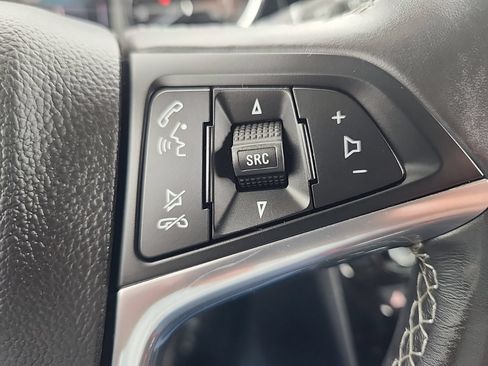 Used 2019 Buick Encore Preferred AWD/4WD image 18
