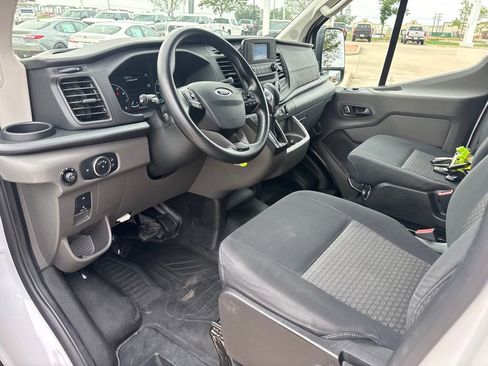 Used 2024 Ford Transit 250 Low Roof w/ Exterior Upgrade Package RWD image 6