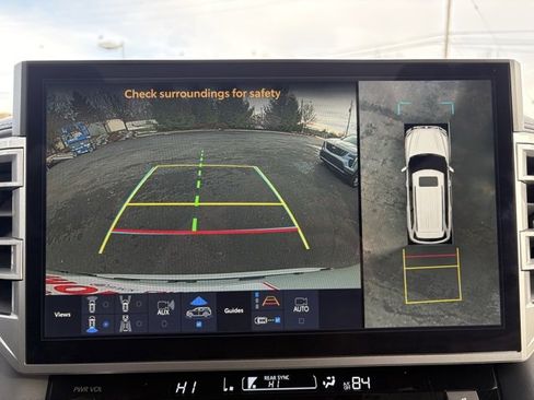 Used 2025 Toyota Sequoia Platinum image 39