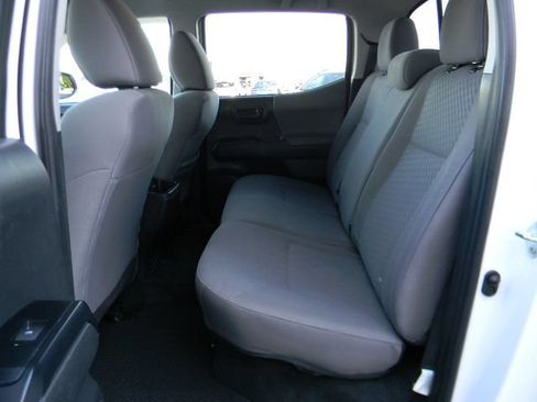Used 2023 Toyota Tacoma SR AWD/4WD image 19
