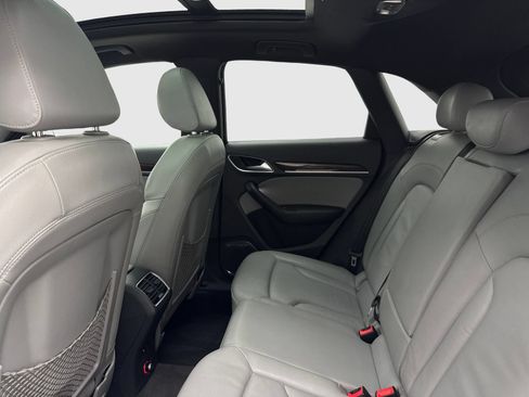Used 2016 Audi Q3 2.0T Prestige w/ Prestige Package AWD/4WD image 36