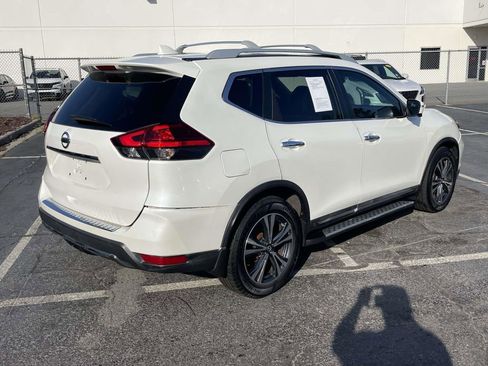 Used 2017 Nissan Rogue SL w/ SL Premium Package FWD image 10