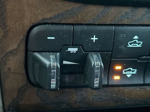 Used 2014 RAM 1500 Laramie Longhorn w/ Convenience Group AWD/4WD image 35