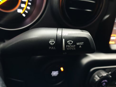 Used 2023 Jeep Gladiator Mojave image 39