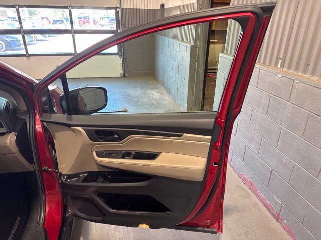 Used 2022 Honda Odyssey EX-L image 19