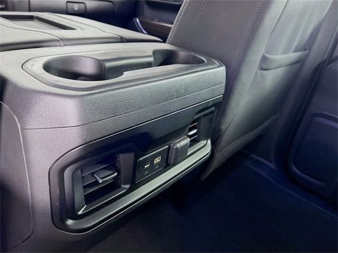 Used 2020 Chevrolet Silverado 1500 RST image 22