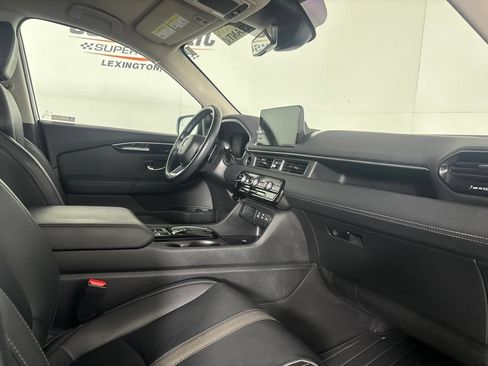 Used 2023 Honda Pilot EX-L image 27
