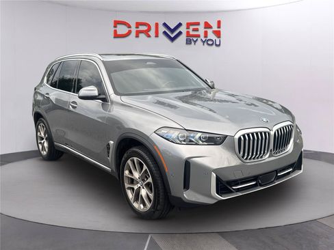 Used 2026 BMW X5 sDrive40i w/ Premium Package RWD image 1