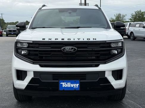 New 2026 Ford Expedition Platinum AWD/4WD image 3