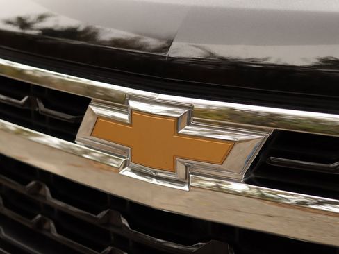 Used 2022 Chevrolet Silverado 1500 LT image 32