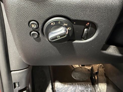 Used 2023 MINI Cooper S w/ Signature Upholstery Package image 36