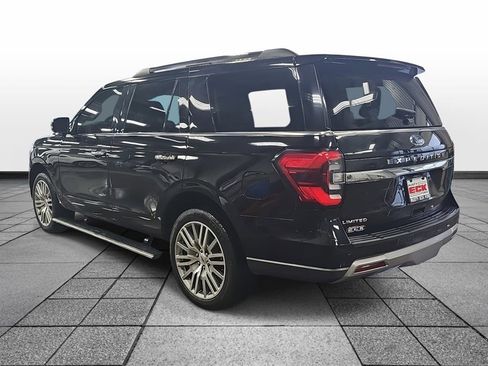 Used 2023 Ford Expedition Limited image 7