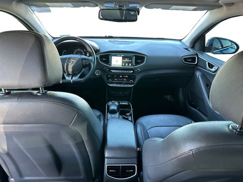 Used 2017 Hyundai Ioniq Limited w/ Limited Ultimate Package 02 FWD image 10