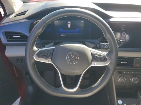 Used 2022 Volkswagen Taos SE w/ IQ.Drive SE Package image 17