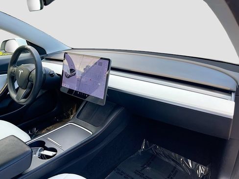 Used 2021 Tesla Model 3 Long Range AWD/4WD image 19