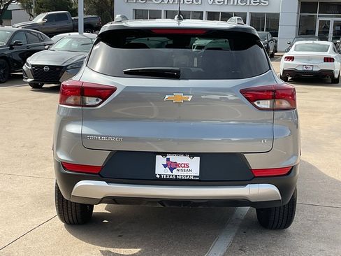 Used 2025 Chevrolet TrailBlazer LT image 6