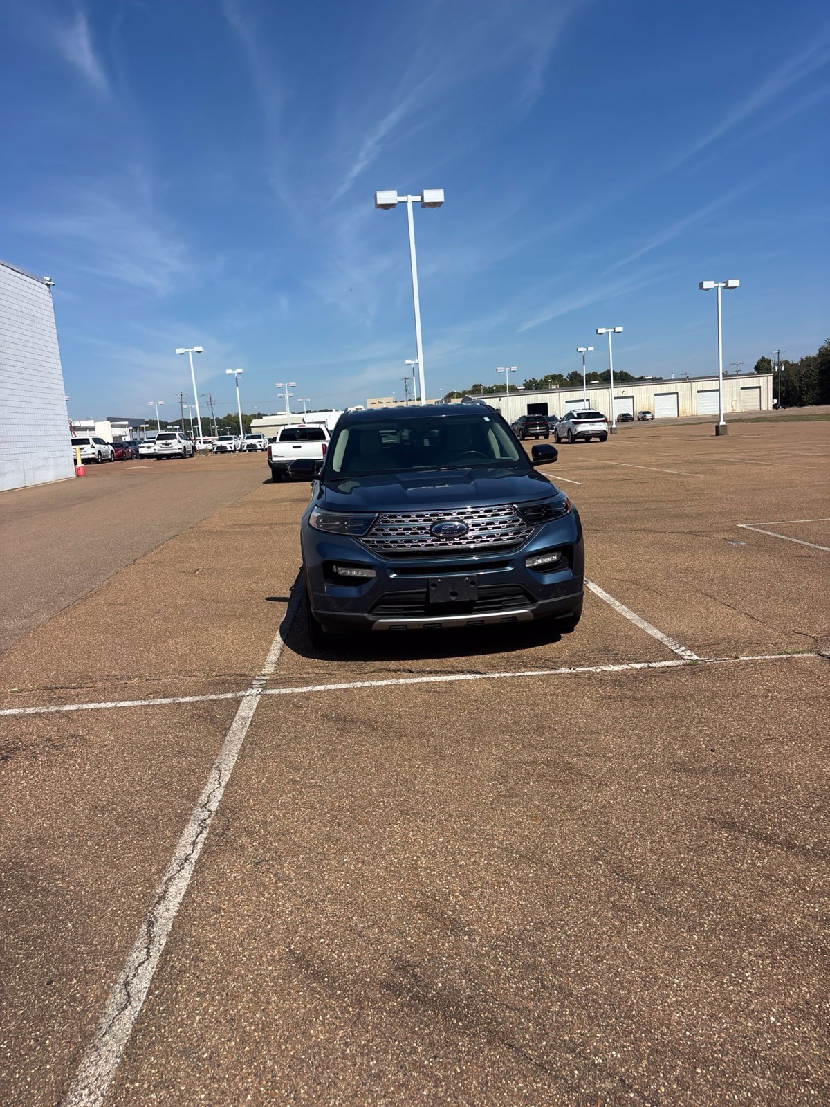 Used 2020 Ford Explorer Limited w/ Class III Trailer Tow Package RWD image 19