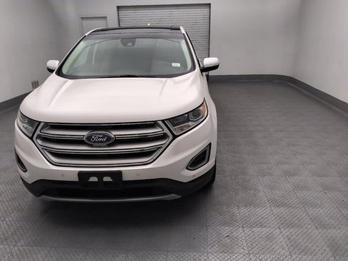 Used 2017 Ford Edge Titanium w/ Equipment Group 302A AWD/4WD image 15