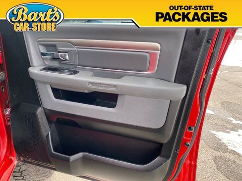 Used 2019 RAM 1500 Classic SLT image 12