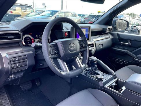 New 2025 Toyota Tacoma TRD Off-Road AWD/4WD image 8