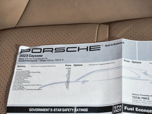 Used 2023 Porsche Cayenne AWD/4WD image 55