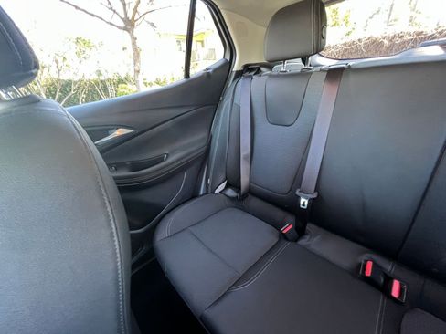 Used 2025 Buick Encore GX Preferred image 38