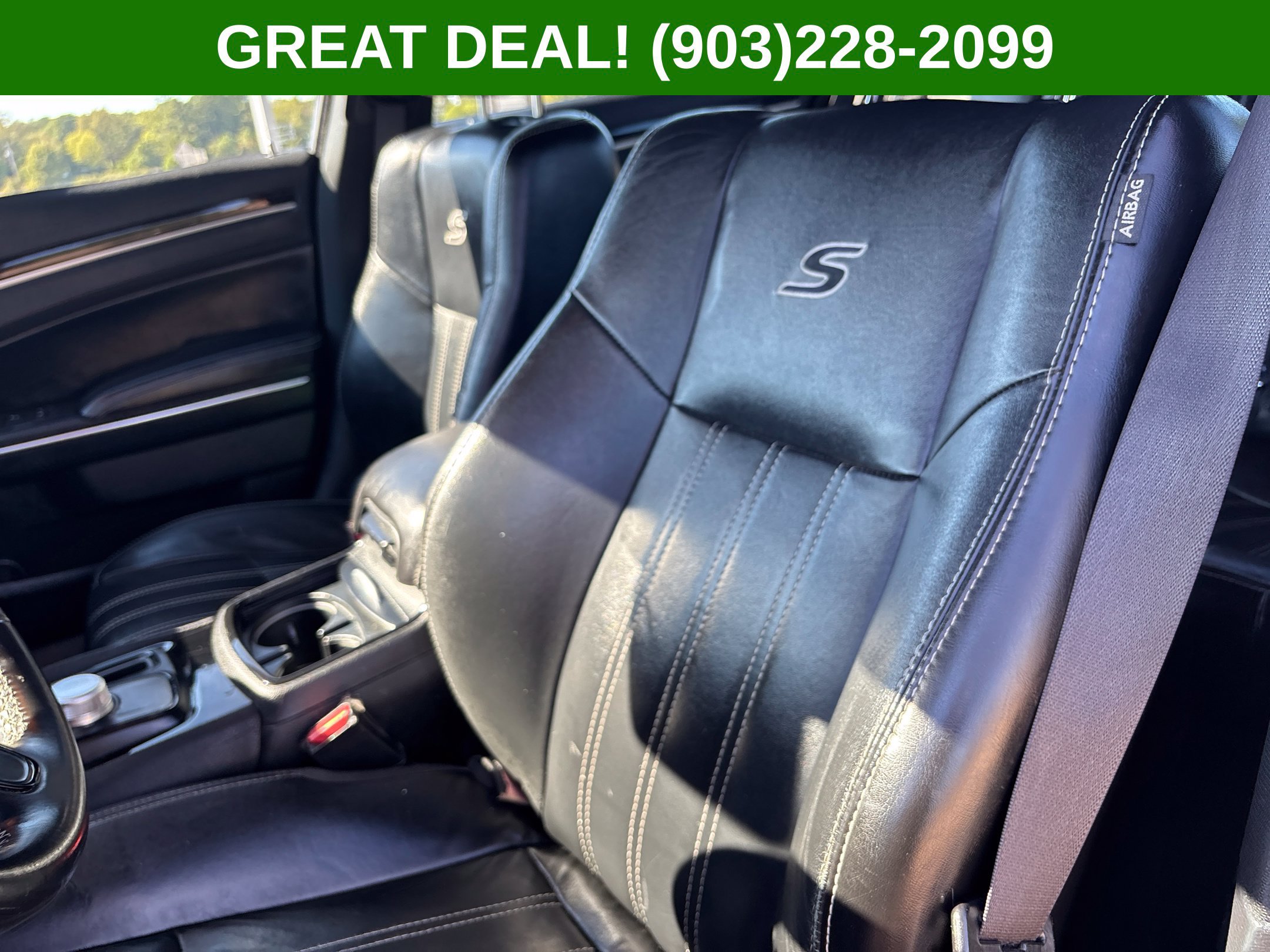 Used 2018 Chrysler 300 S w/ 300S Premium Group AWD/4WD image 36