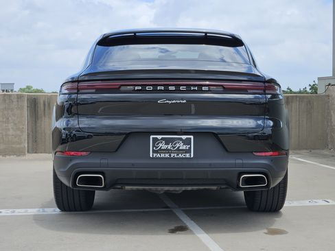 Certified 2026 Porsche Cayenne Coupe AWD/4WD image 7