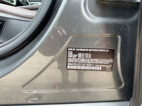 Used 2018 BMW 740i image 14